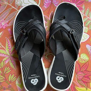 Clarks Cloudsteppers Size 9 Black